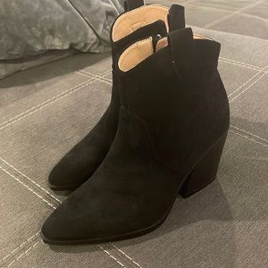 Black Booties Size 7